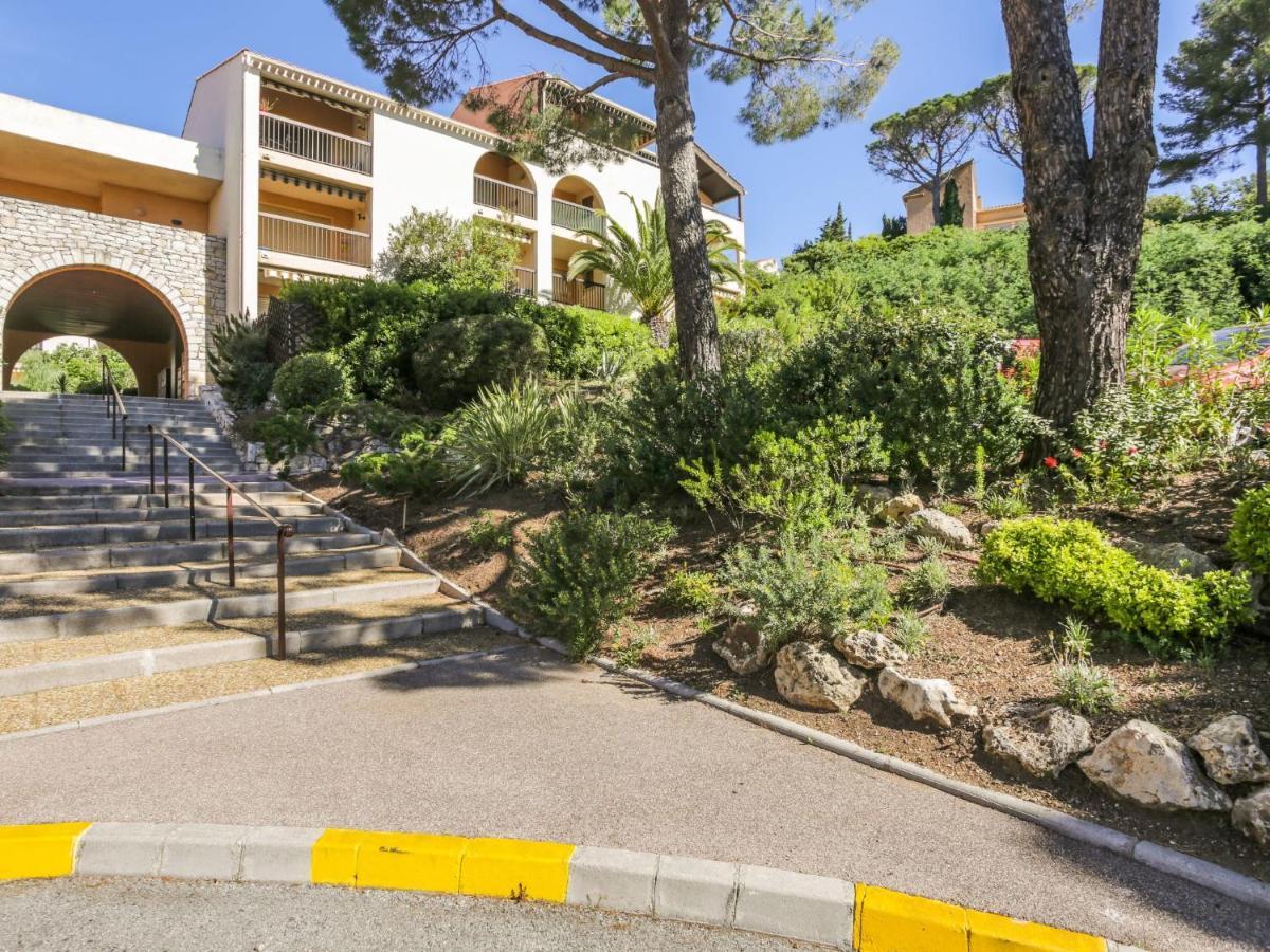 Apartment Le Domaine De La Gaillarde-17 By Interhome Les Issambres Exterior foto